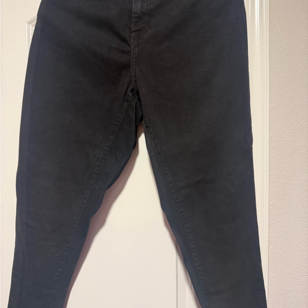 Black Skinny Jeans